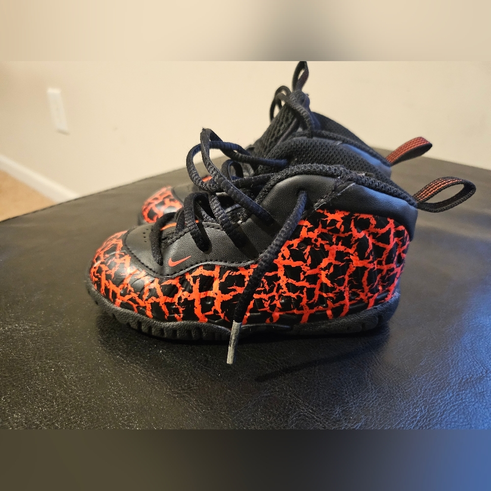 Nike little posited BT Lava 7c